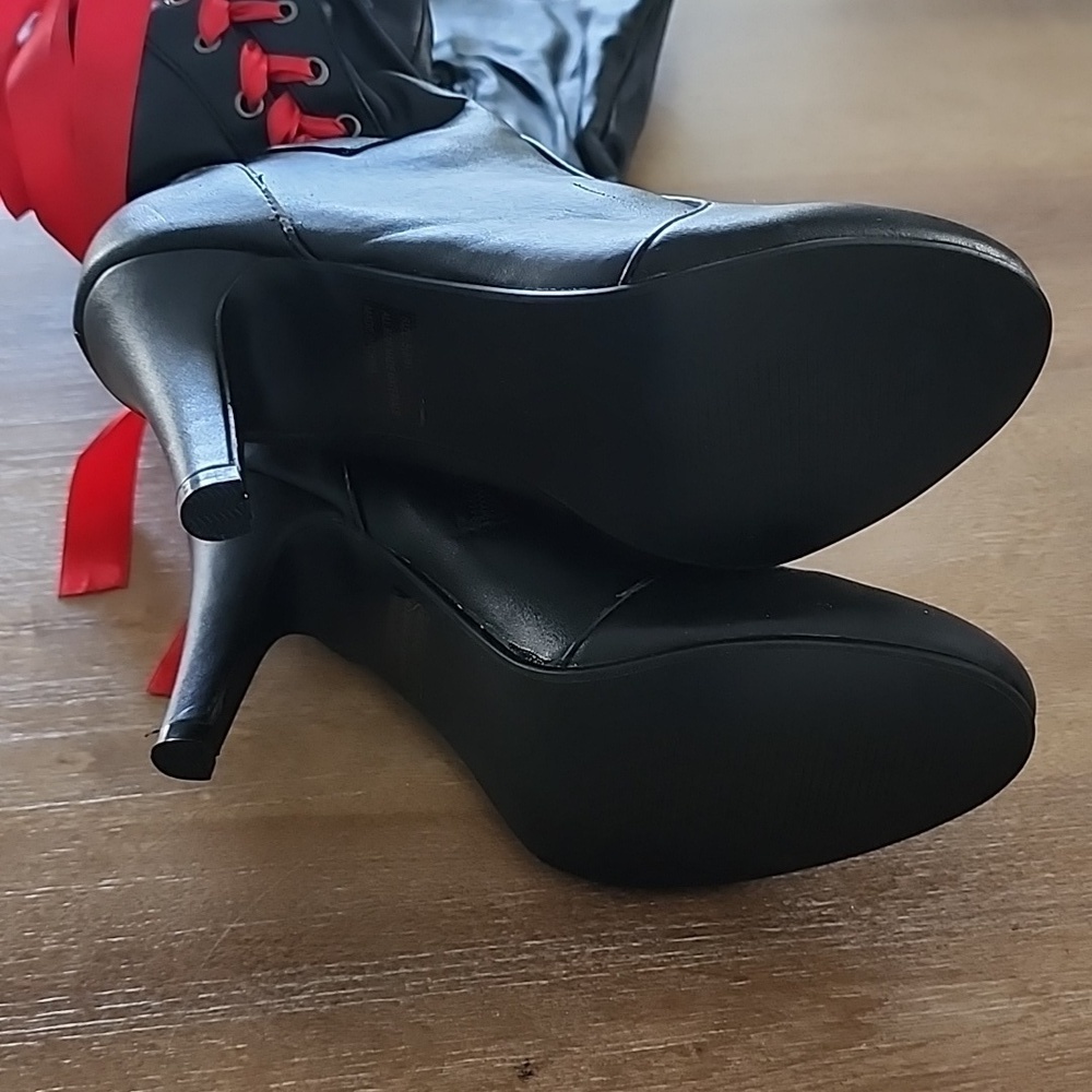 Black Red Lace-Up Pirate Costume Boots - Picture 5 of 7